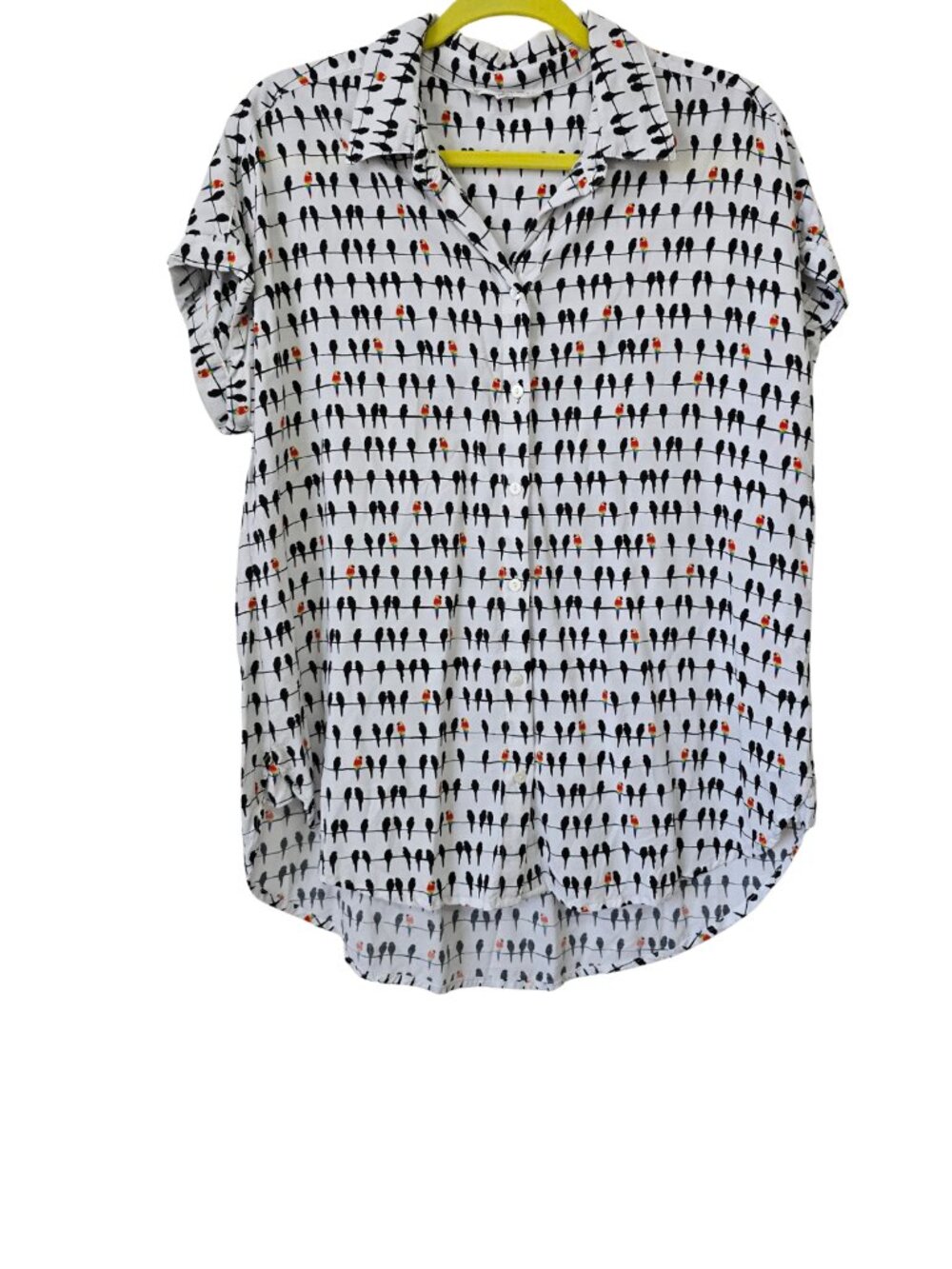 Jane + Delancey Black & White Birds on Wire & Parrots Button Down Collar Medium